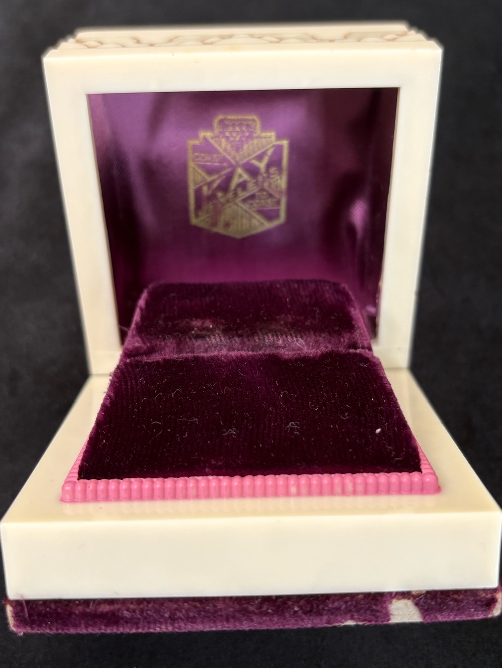 Rare Vintage 1940’s Kay Jewelers Art Deco Ring Display Box - Picture 1 of 9